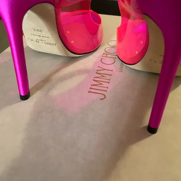 Gorgeous stylish pumps - Picture 5 of 6